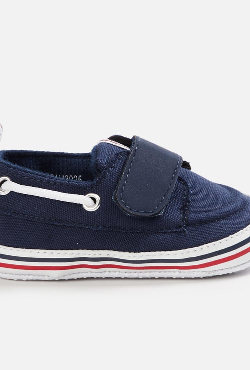 FAME FOREVER Boys Solid Velcro Shoes