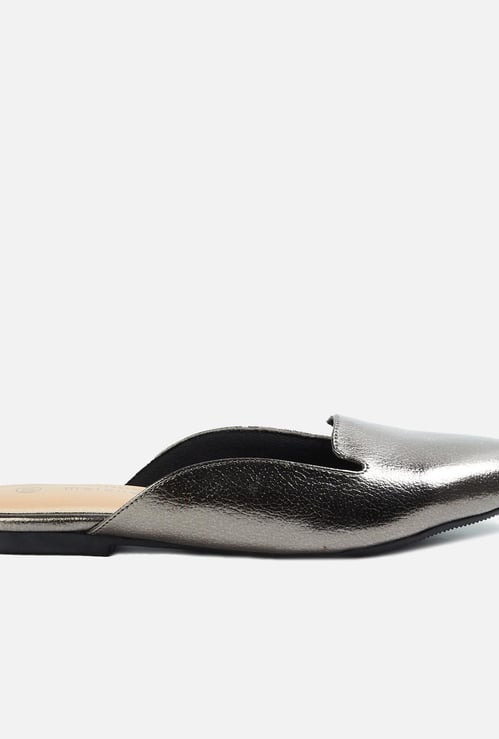 MELANGE Women Textured Slip-Ons Flats