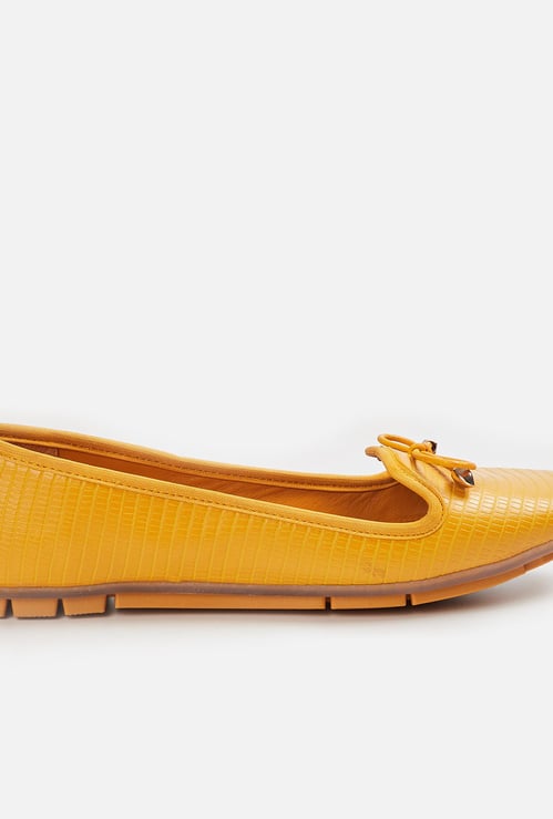 GINGER Women Solid Bow-Detailed Ballerina Flats
