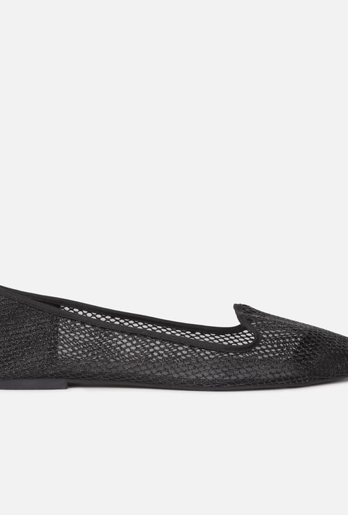 MELANGE Women Pointed Toe Mesh Ballerina