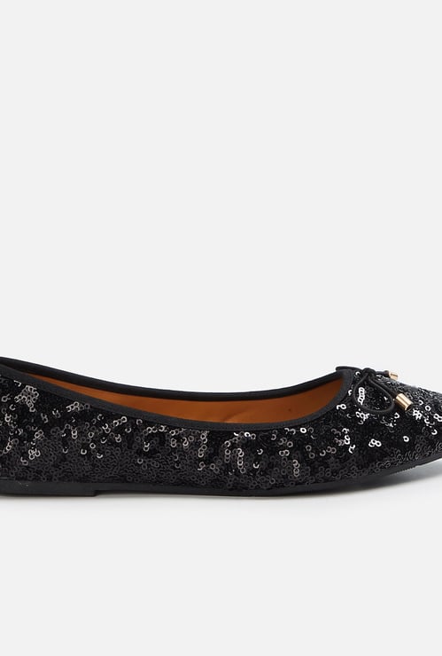 MELANGE Women Embellished Ballerinas