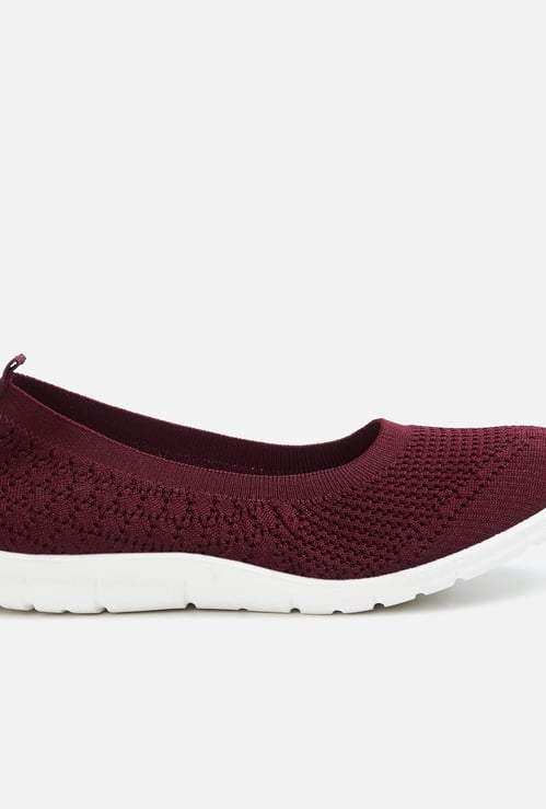 GINGER Women Textured Slip-On Shoes