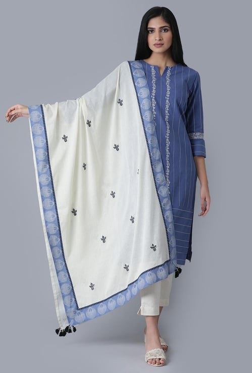W Women Embroidered Dupatta