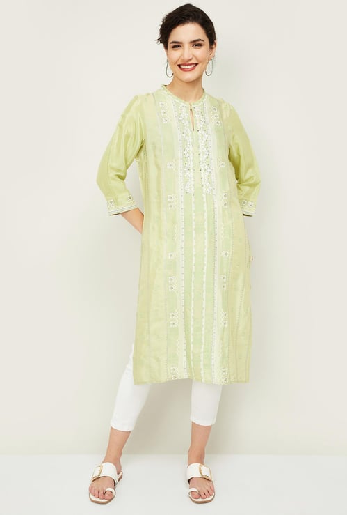 W Women Embroidered Three-quarter Sleeves Straight Kurta