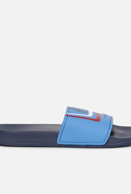 FAME FOREVER Boys Avengers Print Sliders