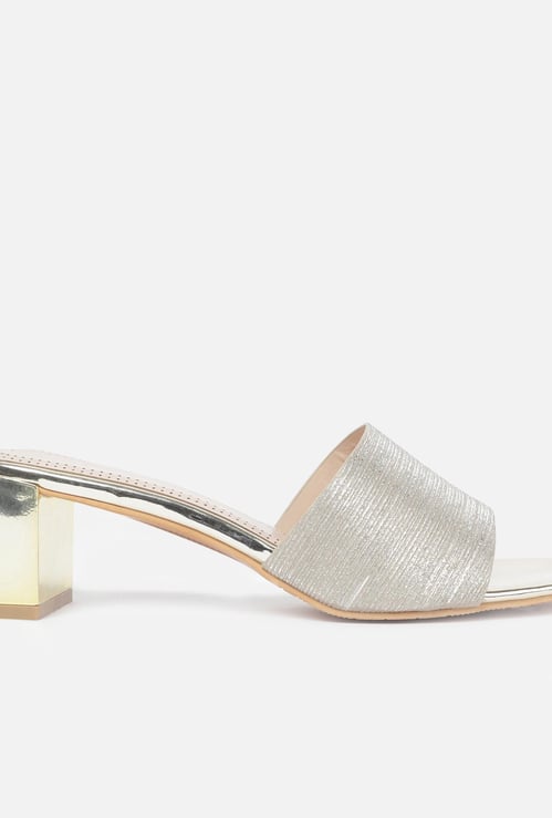 CODE Women Textured Slip-On Block Heel Sandals