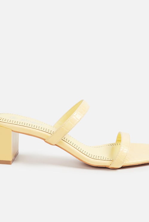GINGER Women Solid Block Heels