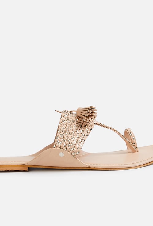 MELANGE Women Braided Toe-Ring Flats