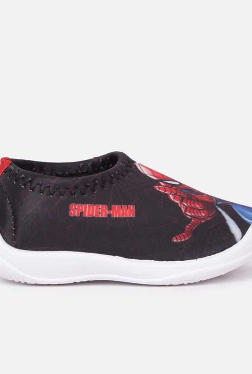 FAME FOREVER Boys Spiderman Print Slip On Shoes