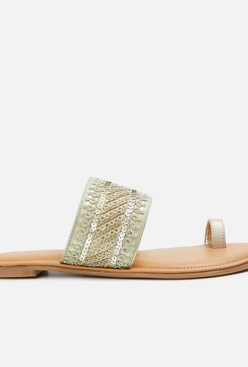 MELANGE Women Embroidered One-Toed Flat Sandals