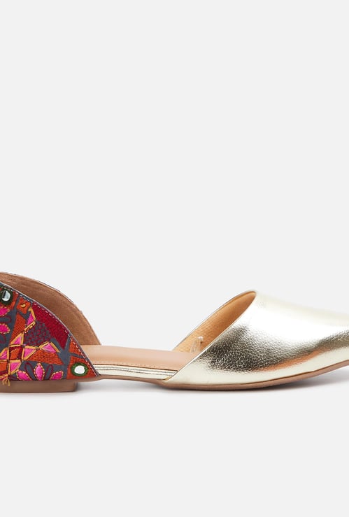 MELANGE Women Embroidered D'Orsay Flats