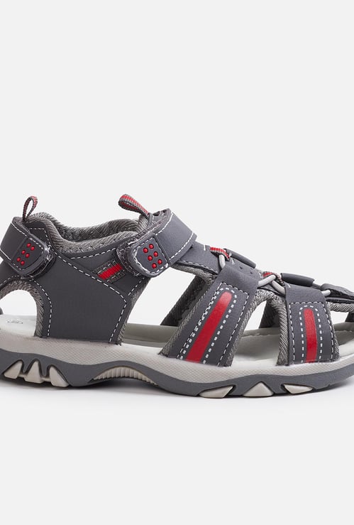 FAME FOREVER Boys Solid Sandals