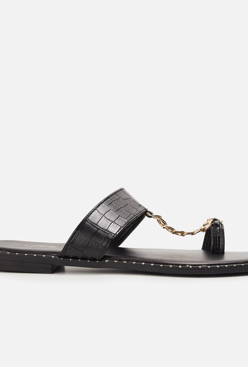 CODE Women Textured Ring-Toe Flats