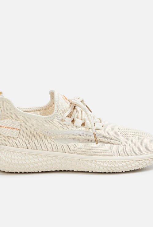 GINGER Women Textured Sports Shoes