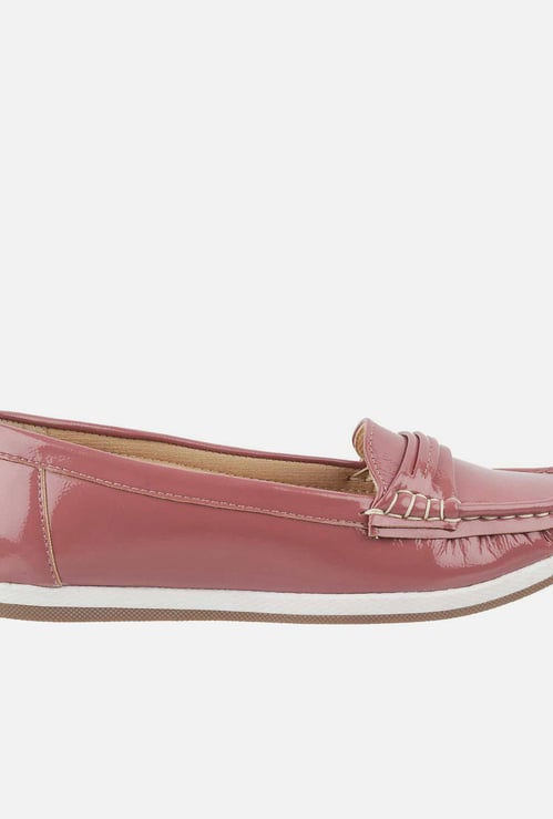 CATWALK Women Solid Loafers