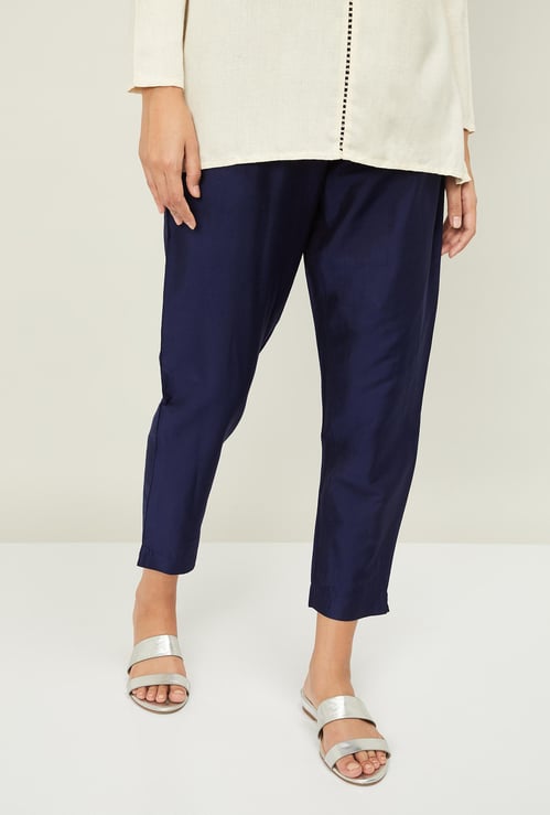 MELANGE Women Solid Cropped Pants