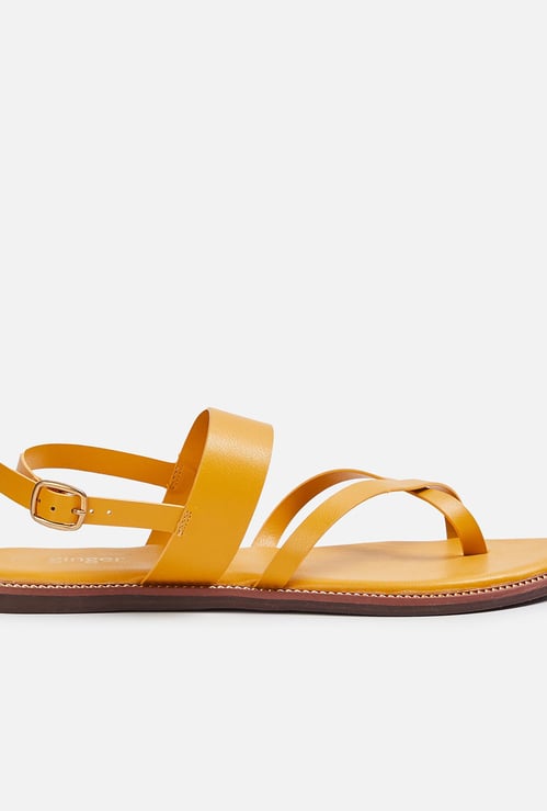 GINGER Women Solid Toe Ring Flats