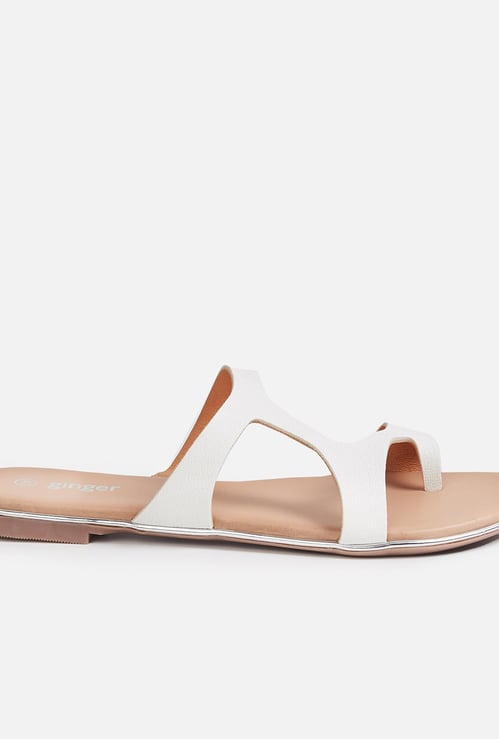 GINGER Women Solid Ring-Toe Flats