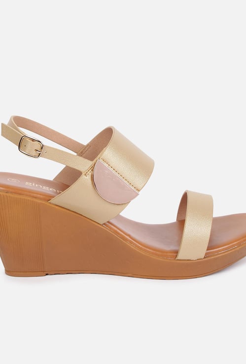 GINGER Women Solid Wedges