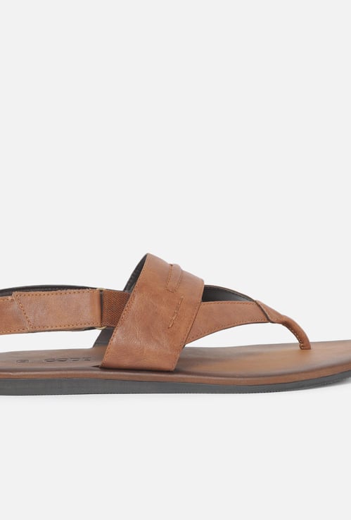 CODE Men Solid Sandals