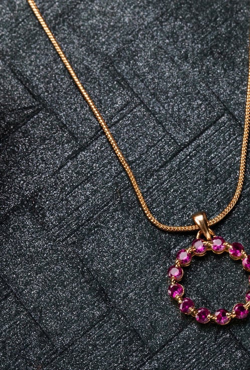 ESTELE Embellished Pendant Necklace