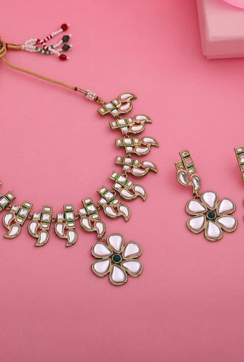 ESTELE Women Polki Look Designer Jewelry Necklace Set