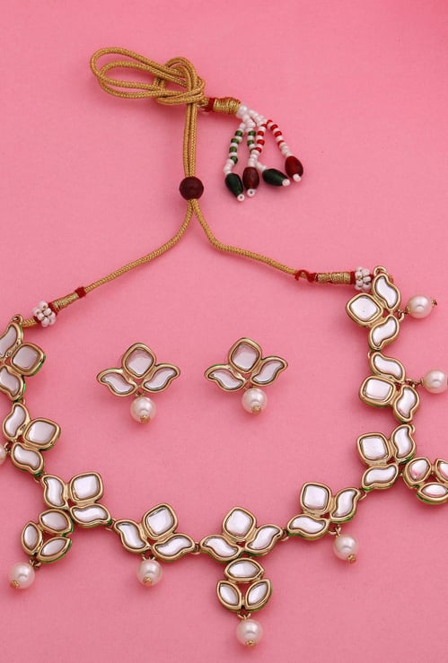 ESTELE Embellished Necklace with Earrings Set