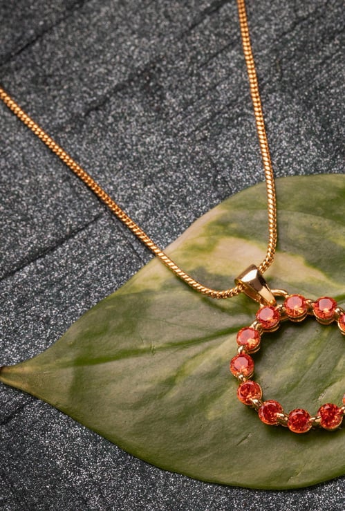 ESTELE Embellished Pendant Necklace