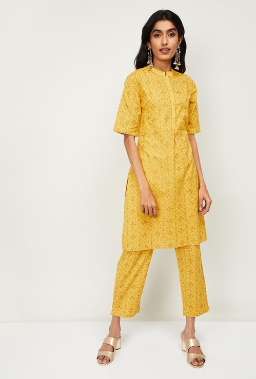 SPAN Women Printed Straight Kurta with Straight Pants
