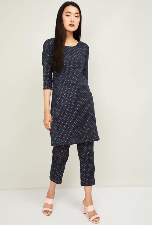SPAN Women Printed Kurta with Straight Pants