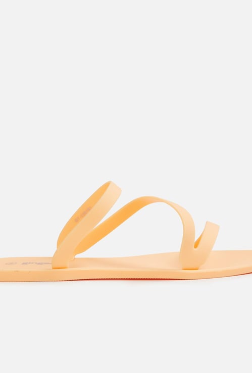 GINGER Women Solid Strappy Flats