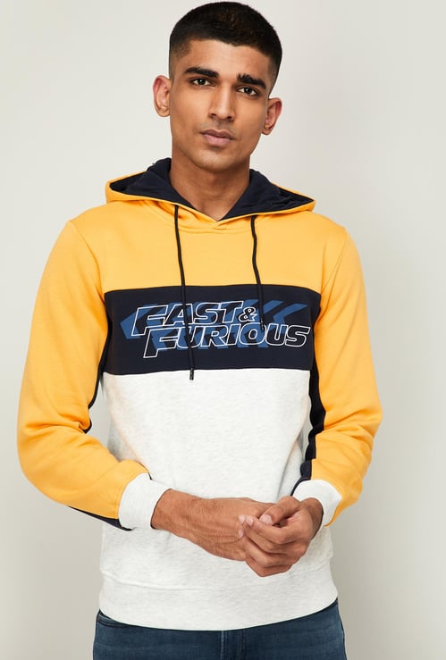 STATUS QUO Men Printed Full Sleeves Hooded Sweatshirt