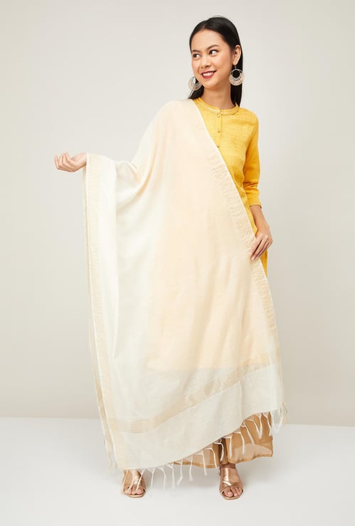 MELANGE Women Solid Tassel Detailed Dupatta