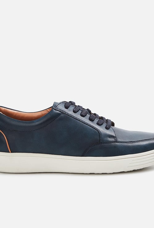 FORCA Men Solid Lace-Up Casual Shoes