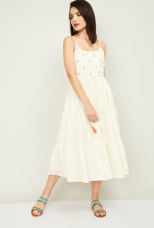 COLOUR ME Women Printed Tiered Midi Dress