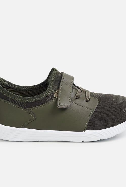 FAME FOREVER Boys Textured Shoes