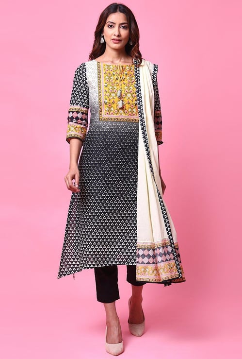 BIBA Women Printed Kurta Set with Pants And Dupatta