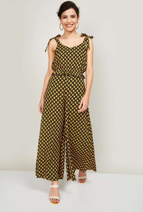 GLOBAL DESI Women Printed Top with Palazzos