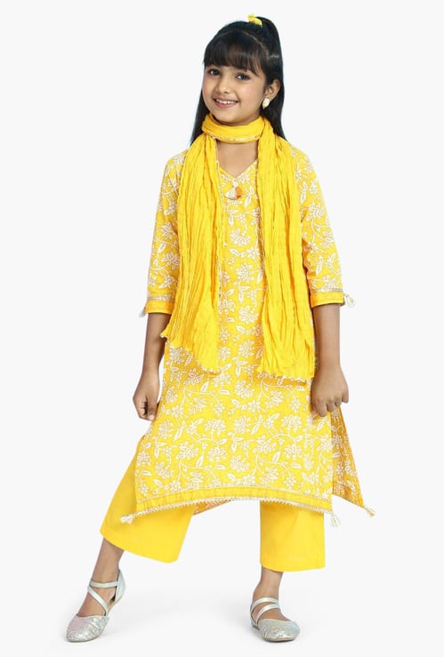 BIBA Girls Printed Kurta with Straight Pants and Dupatta