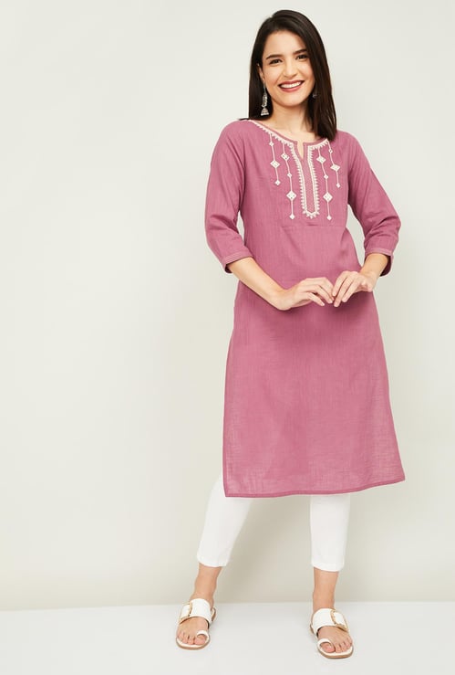 MELANGE Women Embroidered Straight Kurta