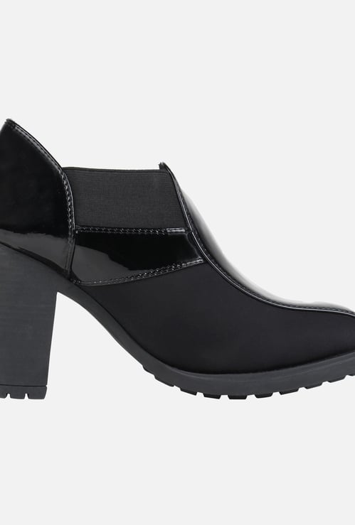 CATWALK Women Solid Chunky Heel Ankle Boots