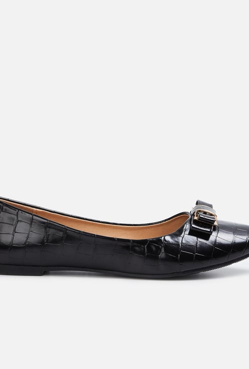 ALLEN SOLLY Women Bow Detailed Ballerinas