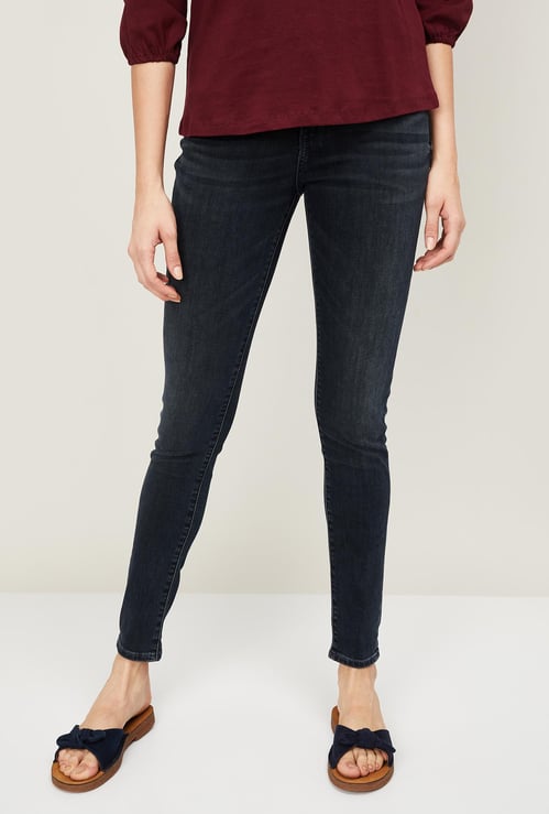 LEVI'S Women Lightly Faded Ankle-Length Jeans