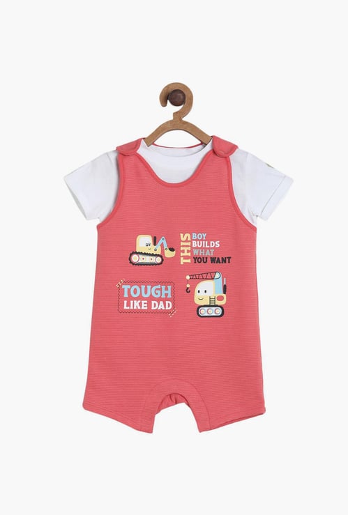 FS MINI KLUB Boys Printed Dungaree with Solid T-shirt