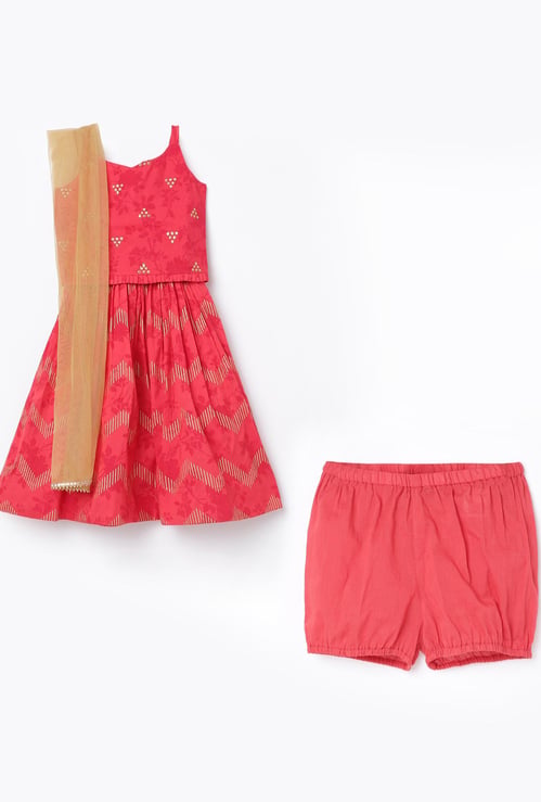 MELANGE Girls Printed Lehenga Set with Dupatta and Shorts