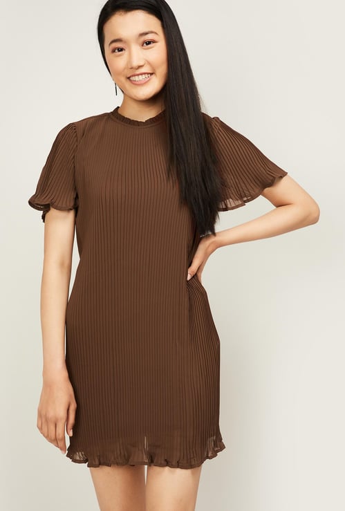VERO MODA Women Textured Flutter Sleeves Shift Dress