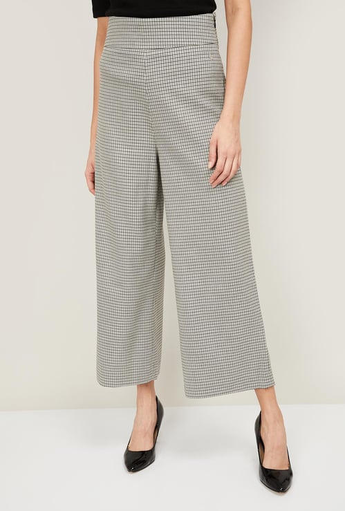 VAN HEUSEN Women Checked Trousers