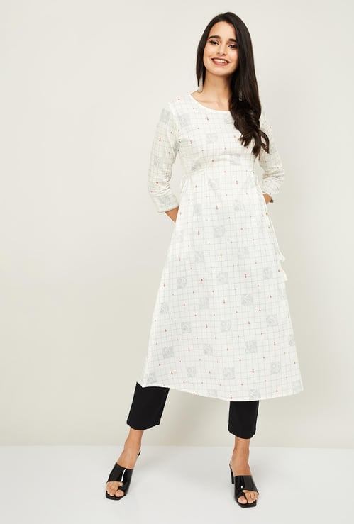 SPAN Women Checked Three-Quarter Sleeves A-line Kurta