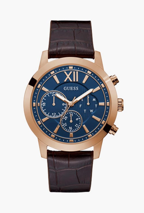 GUESS Men Analog Watch with Leather Strap - GW0219G3