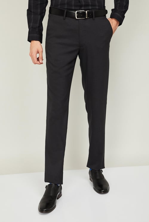 VAN HEUSEN Men Solid Slim Tapered Formal Trousers